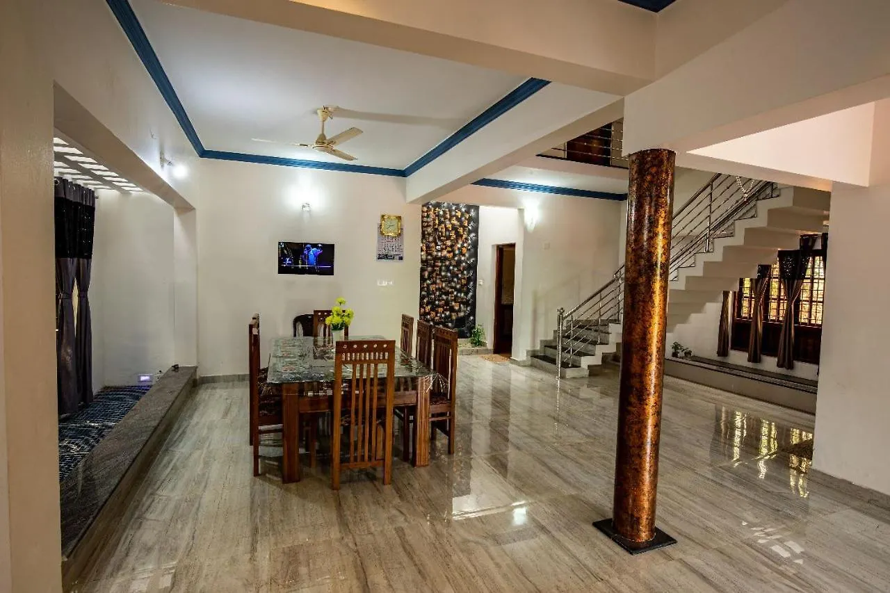 Eden Homestay Pinangode 0*,  الهند