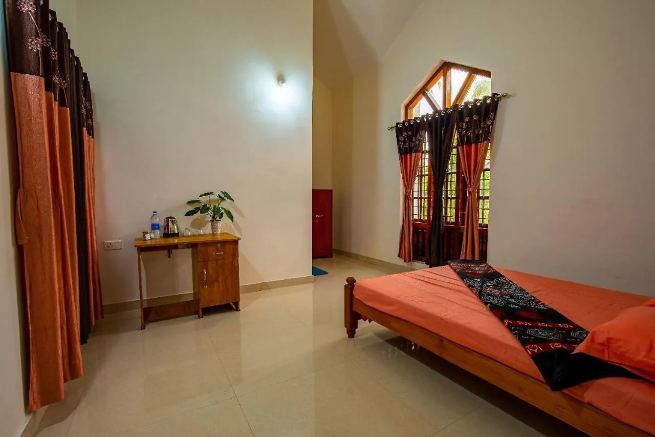 Eden Homestay Pinangode