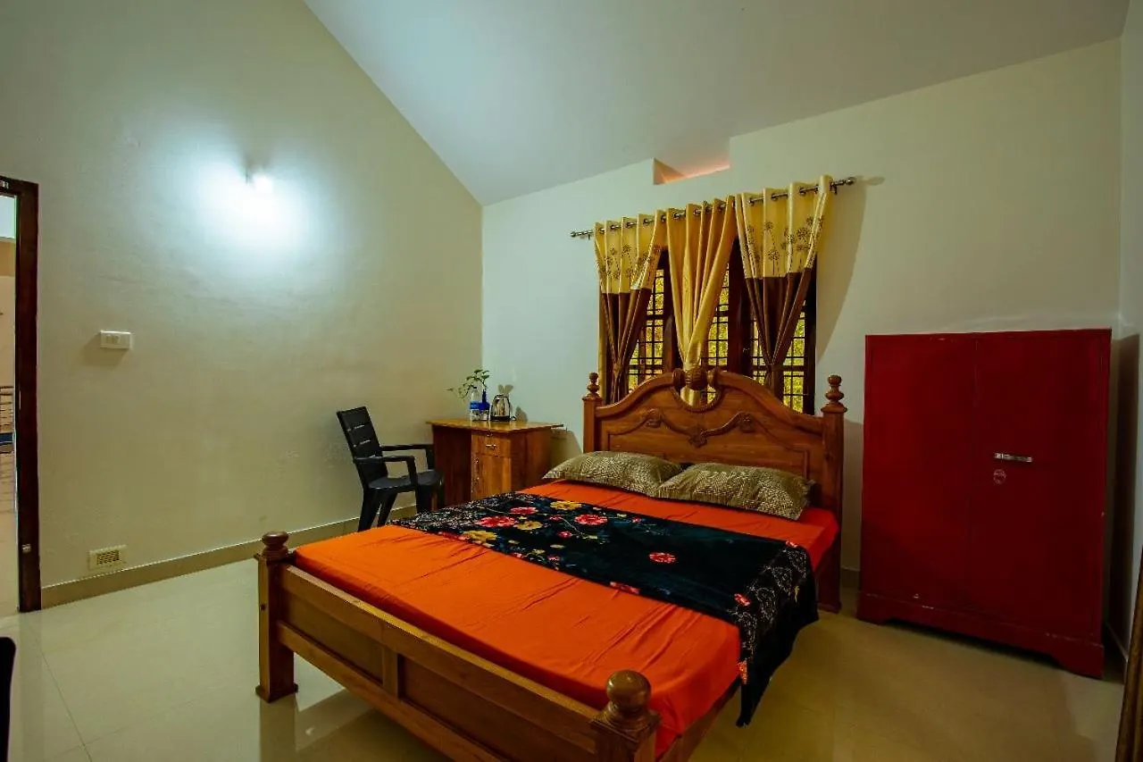 Eden Homestay Pinangode